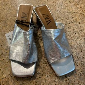 Brand new Zara heeled silver sandals size 38